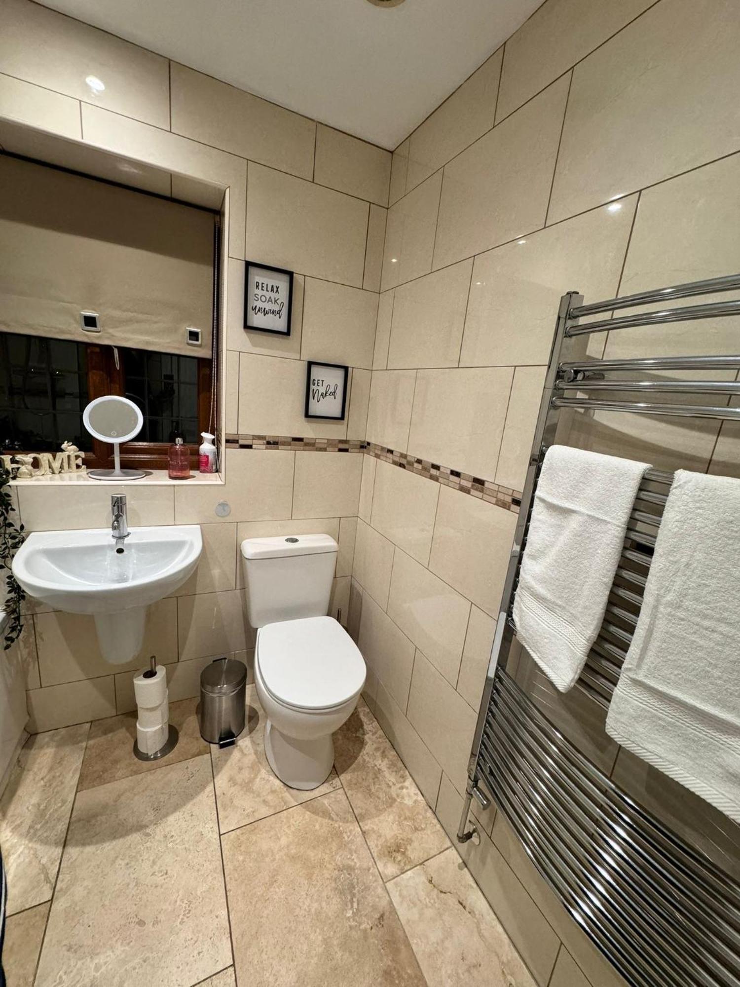 3Br House Ossett-Wakefield, Free Parking 3 Cars Wi Fi Long Stays Exterior foto